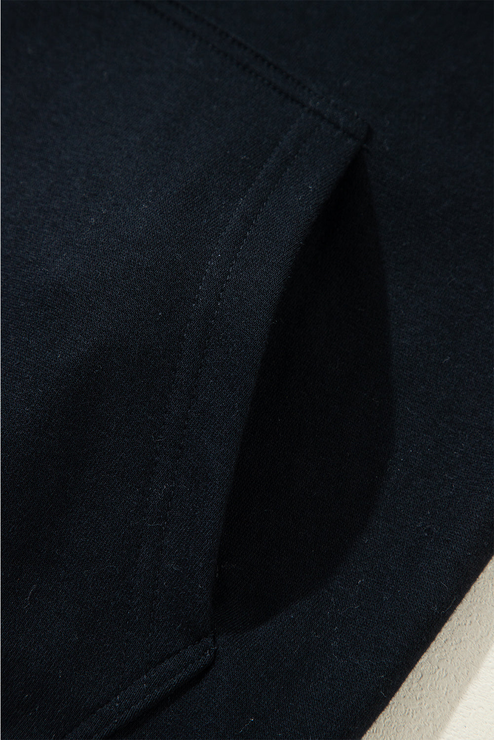 Black Solid Color Rivet Stud Raglan Sleeve Hoodie with Pocket